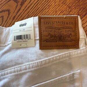 NWT Levi's White Denim with Brown Patch